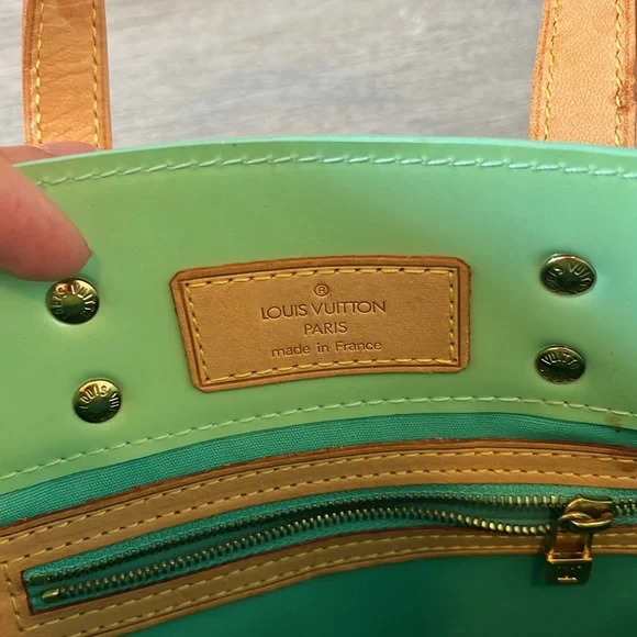 Louis Vuitton Mint Green purse - Picture 3 of 7